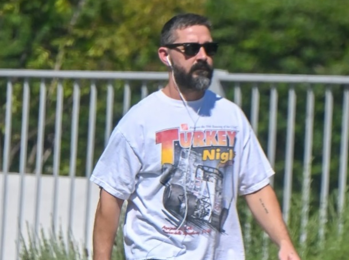 As US Ballistic Missile Stockpile Wanes for Bombing Girls' Schools, US Sends Shia LaBeouf Instead to Fight Every Girl in Iran